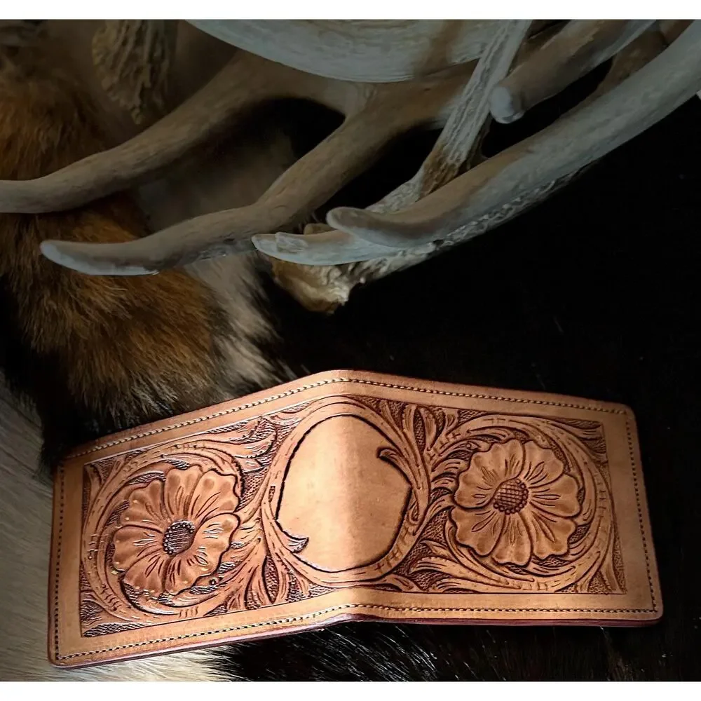 Handmade Wallet - Leather Bifold Wallet for Men - Artisan Crafted